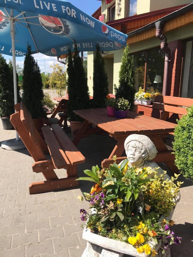 Motel Pintal Gorzow Wielkopolski Bagian luar foto
